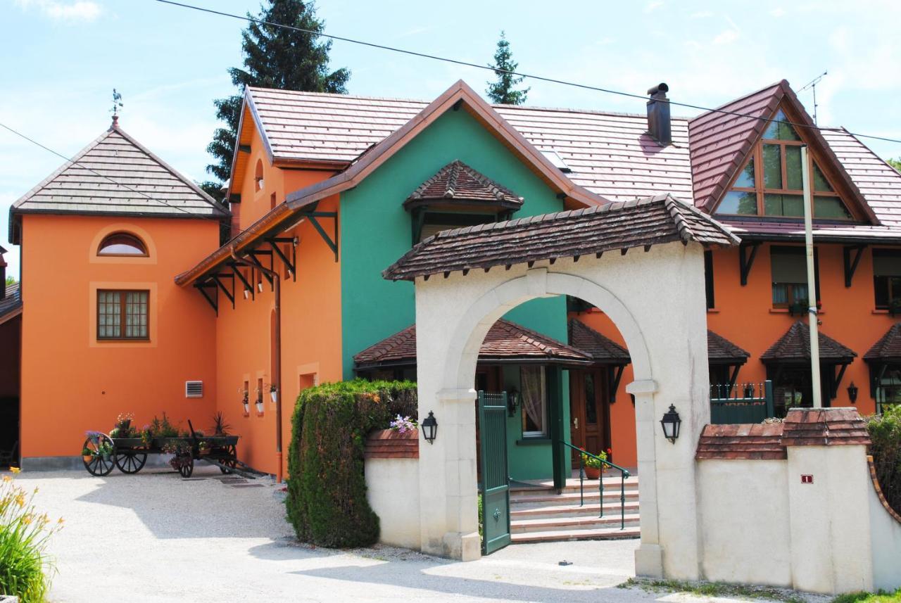 L'Auberge Des Gourmets Hotel Restaurant Le Vaudioux Eksteriør bilde