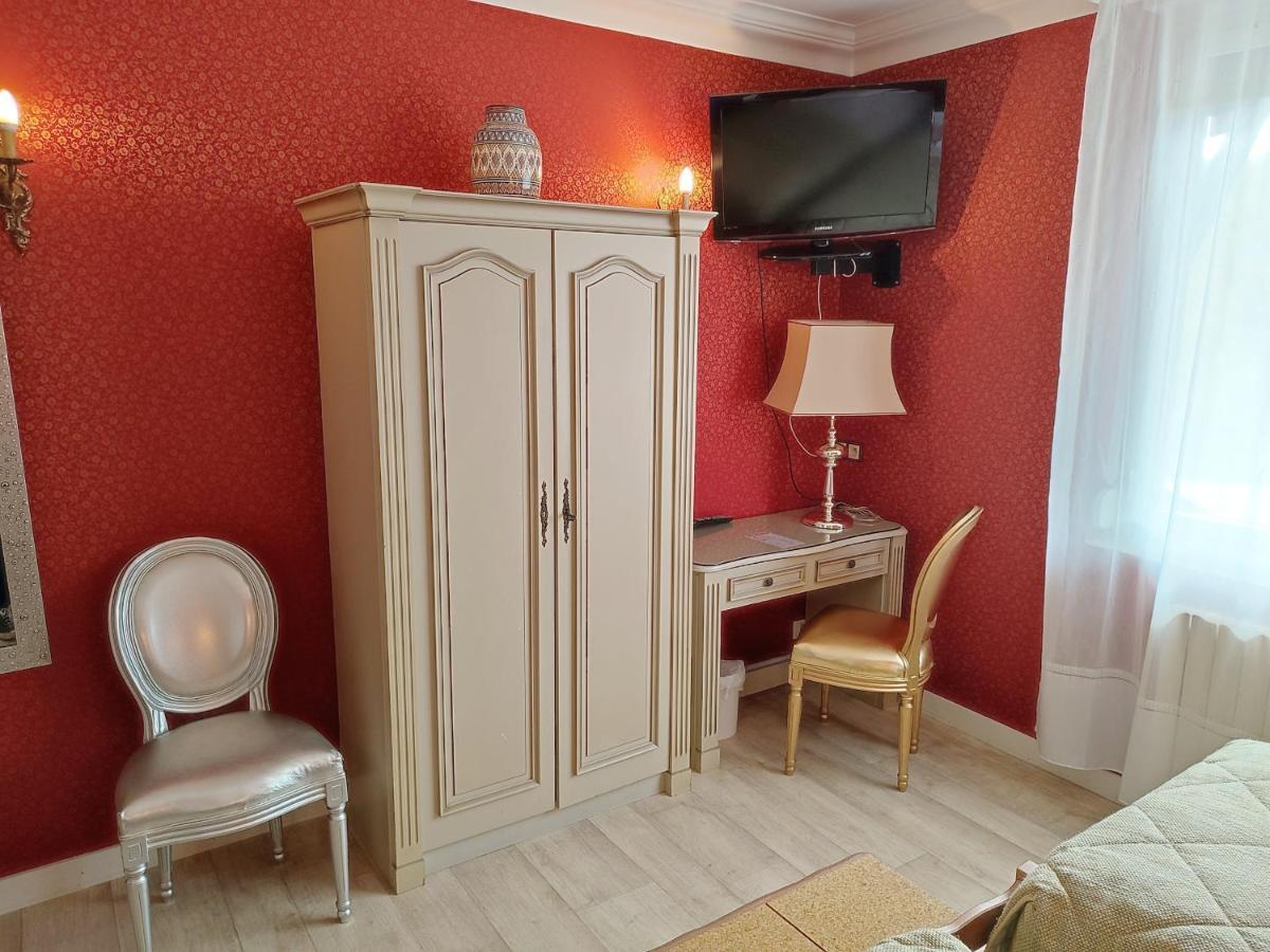 L'Auberge Des Gourmets Hotel Restaurant Le Vaudioux Eksteriør bilde